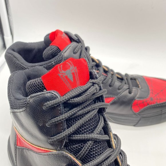 MARVEL SPIDER-MAN BLACK & RED SNEAKERS SIZE 8 - Picture 6 of 9